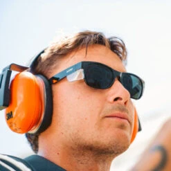 Safe Style CBP100 Classic Black Frame Polarised Safety Glasses -Work Clothing Store 9ehUie 2 540x c9aadefd 3e78 40cb 98d1 a3841e0b9072