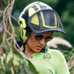 Safe Style FPP100 Fusion Pink Frame Polarised Safety Glasses -Work Clothing Store bxYF hq 1800x1800 b553ea28 df0a 488a 8b42 1377bc187aff